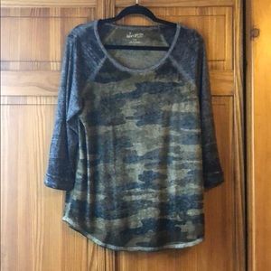 Lucky brand camo baseball shirt